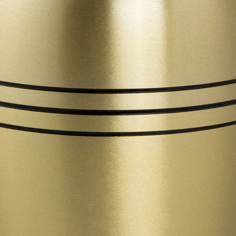 2801l close up of detail on the cremation urn for human ashes